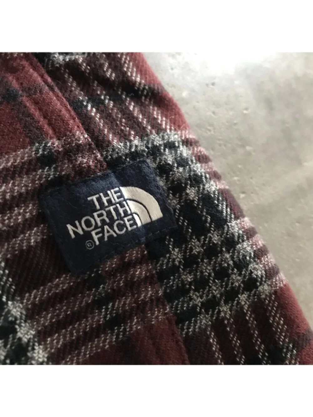 The North Face Flannel Shirt Men Small Plaid Black Burgundy Outdoor Grunge Skate